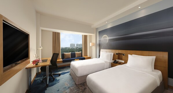 Premium bedding, pillow-top beds, minibar, in-room safe - Novotel Hyderabad Convention Centre Hotel (Hyderabad)