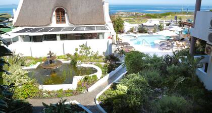 Misty Waves Boutique Hotel