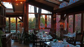 Breakfast and dinner served, pool views 