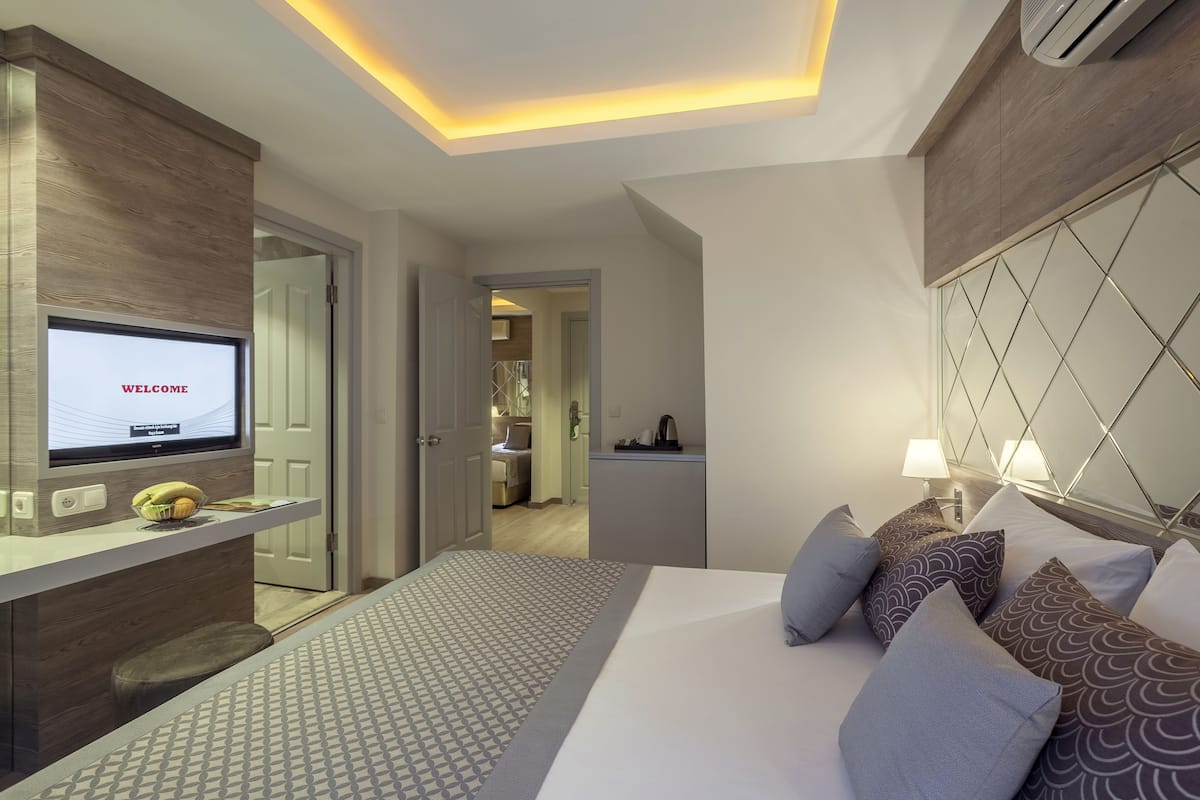 Park Villa Family 2 Bedrooms | أغطية فراش متميزة وعناصر مجانية داخل الميني بار وخزنة داخل الغرفة