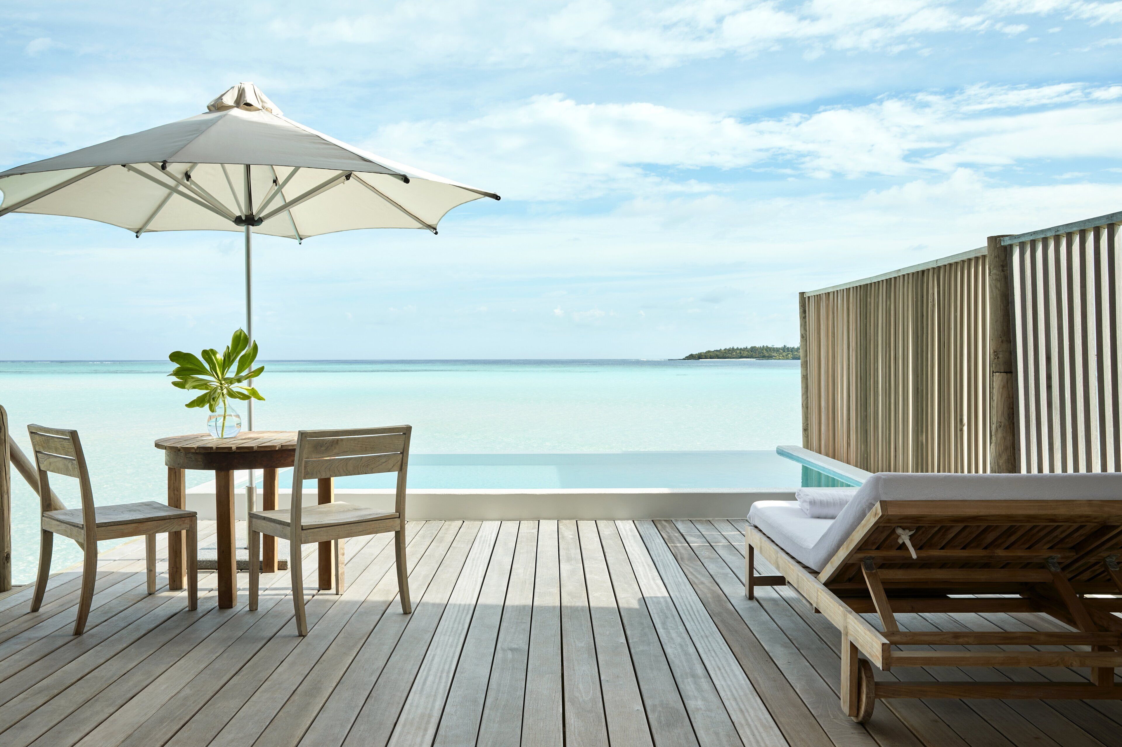 Villa, 1 habitación, piscina privada, sobre el agua | Sábanas de algodón egipcio, ropa de cama de alta calidad, minibar