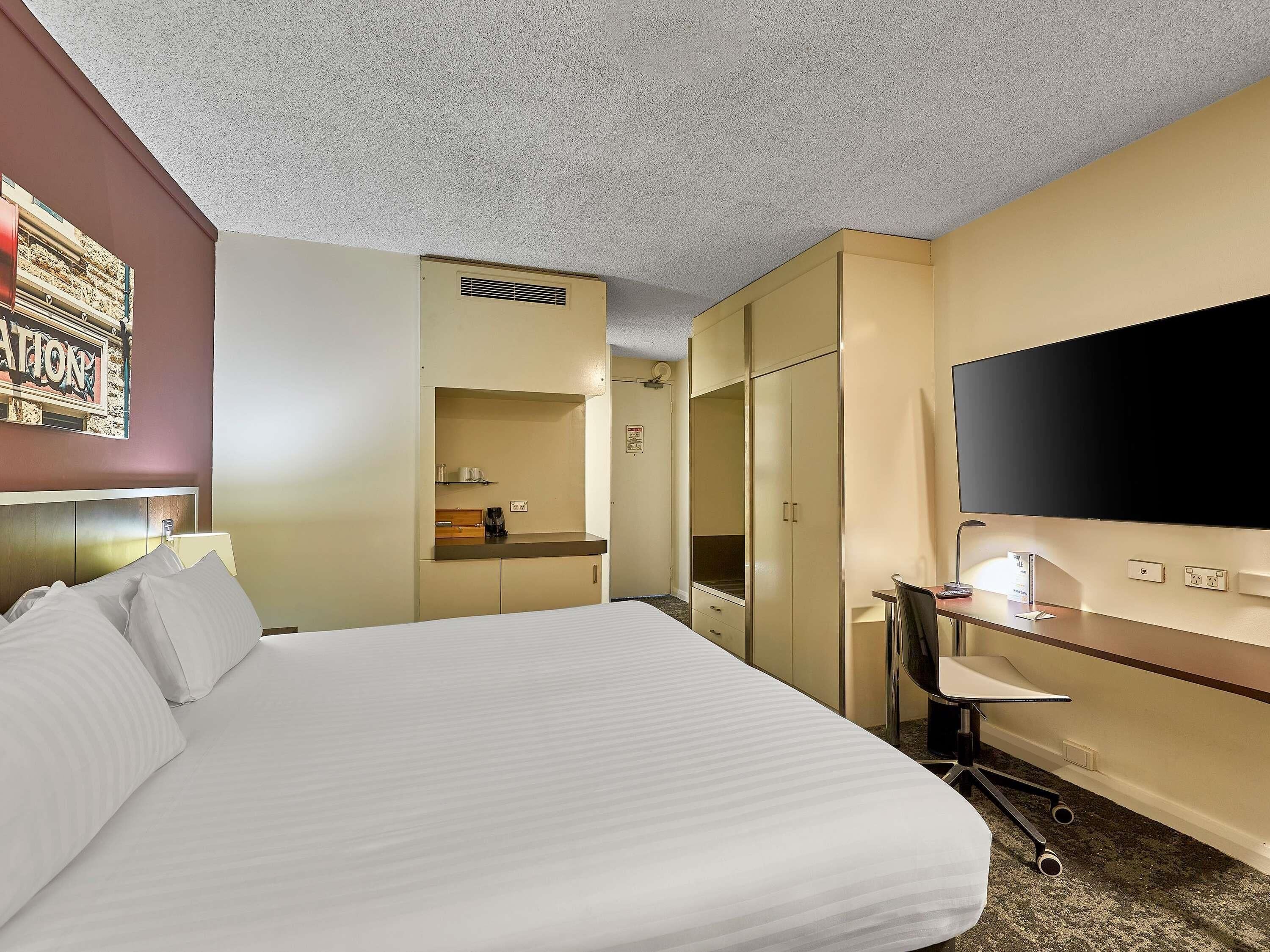 In-room safe, desk, laptop workspace, blackout drapes