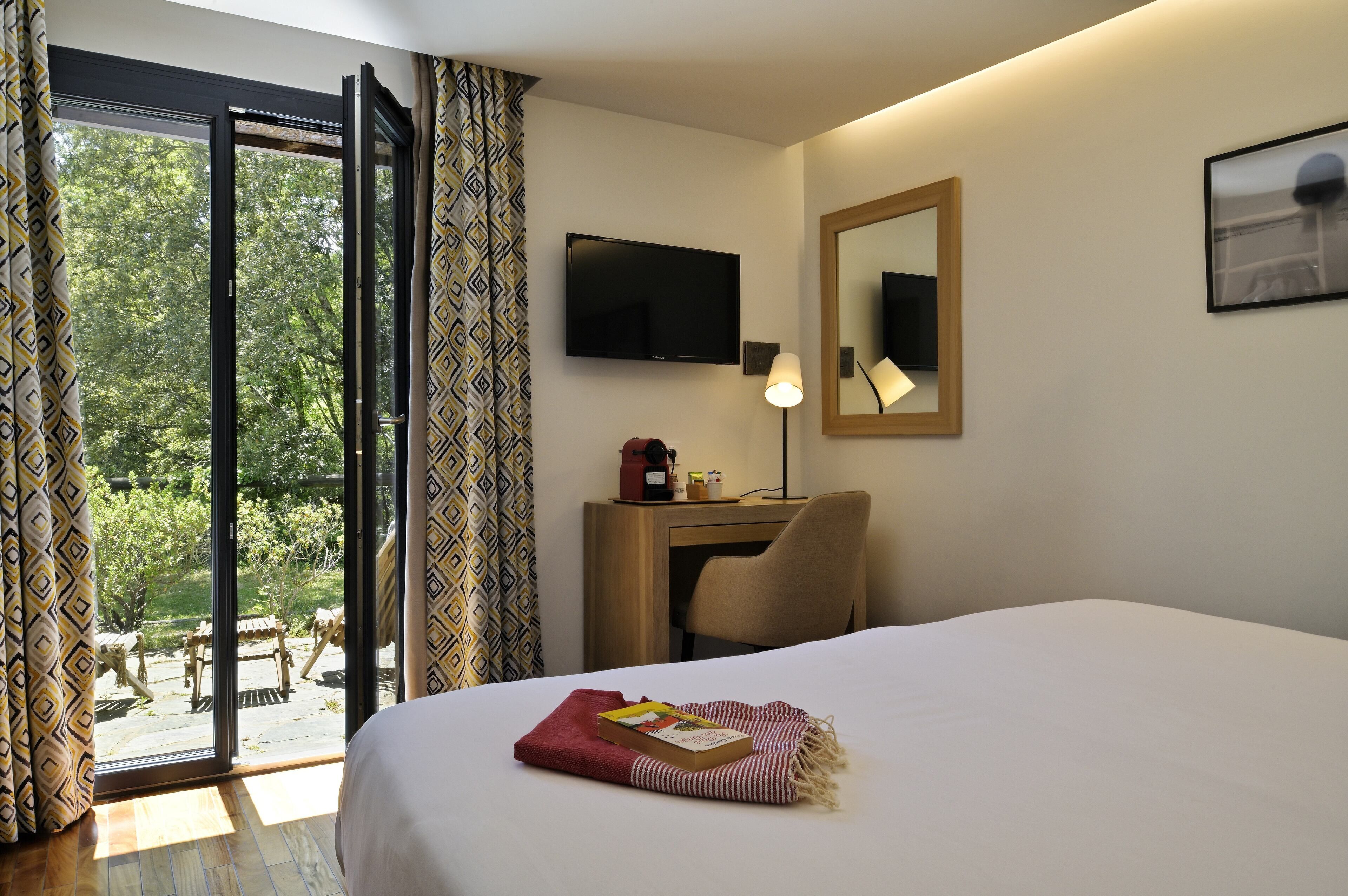 superior room, river view | 1 bedroom, desk, soundproofing, iron/ironing board