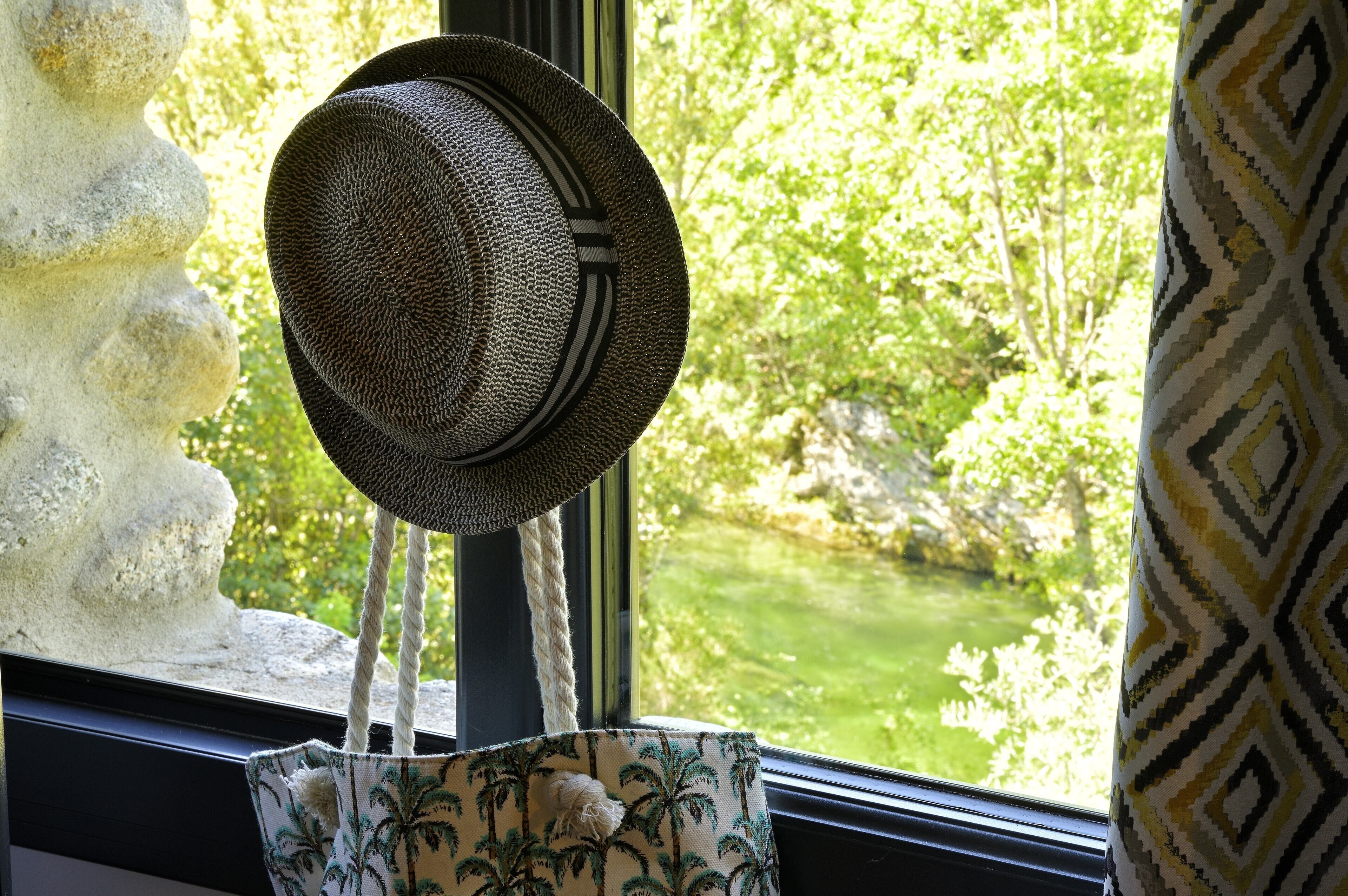 standard room, river view | 1 bedroom, desk, soundproofing, iron/ironing board