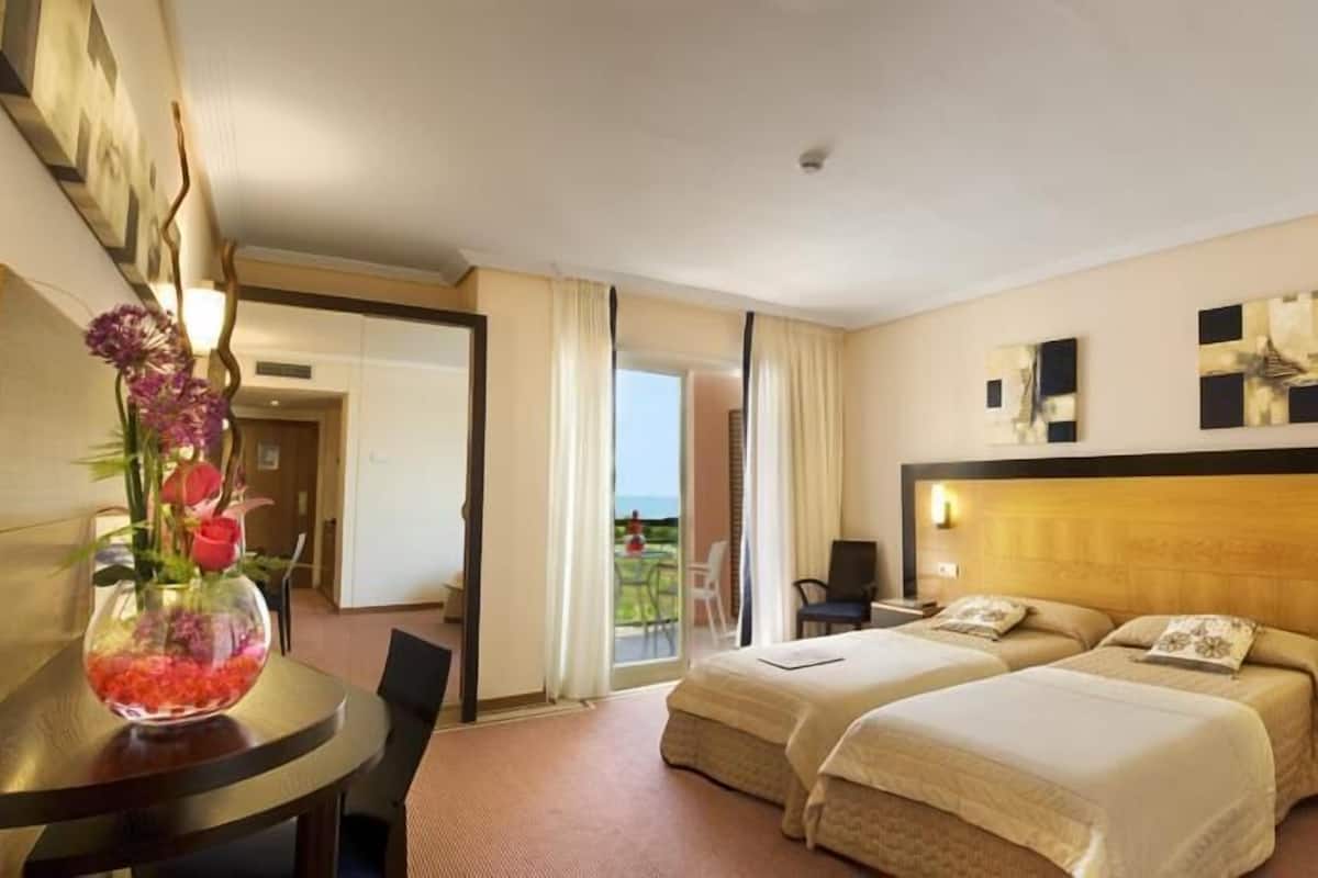 Minibar, in-room safe, desk, blackout drapes