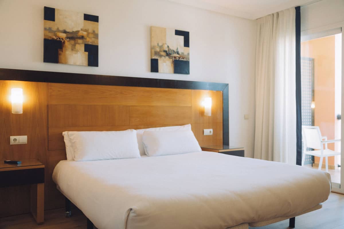 Minibar, in-room safe, individually decorated, desk