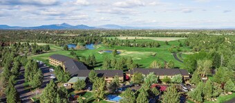 The Lodge at Eagle Crest Resort