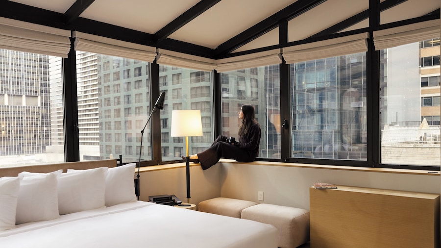 Aura Hotel Times Square