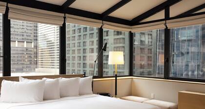 Aura Hotel Times Square