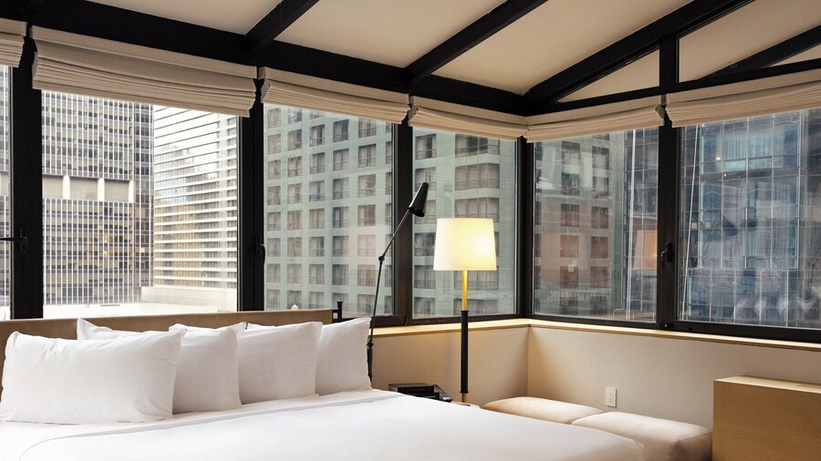 Aura Hotel Times Square