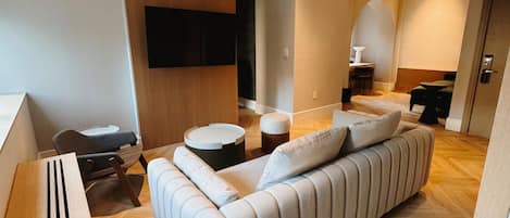 Penthouse (Suite)