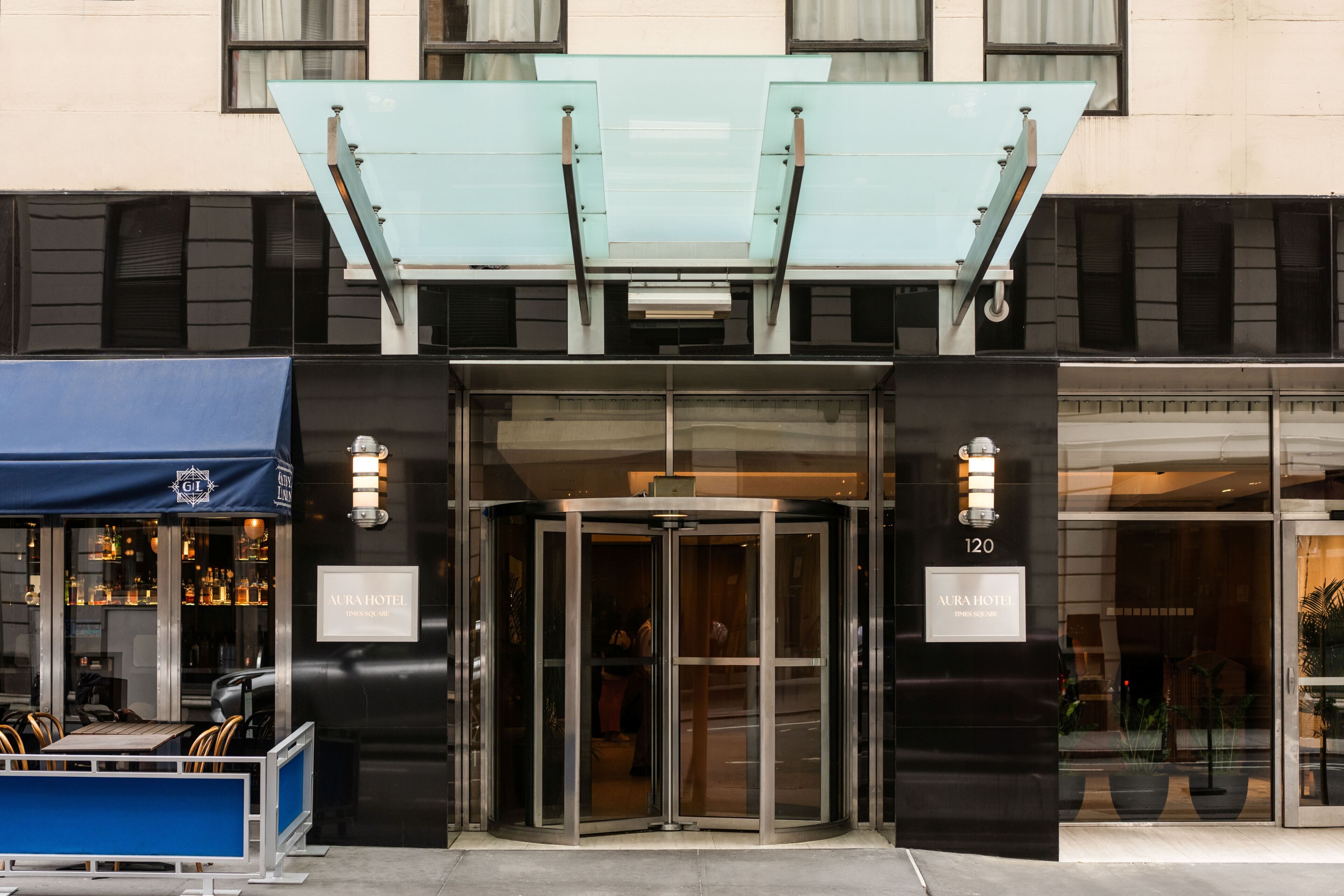 Photo - Aura Hotel Times Square