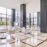 Hotel ILUNION Aqua 4