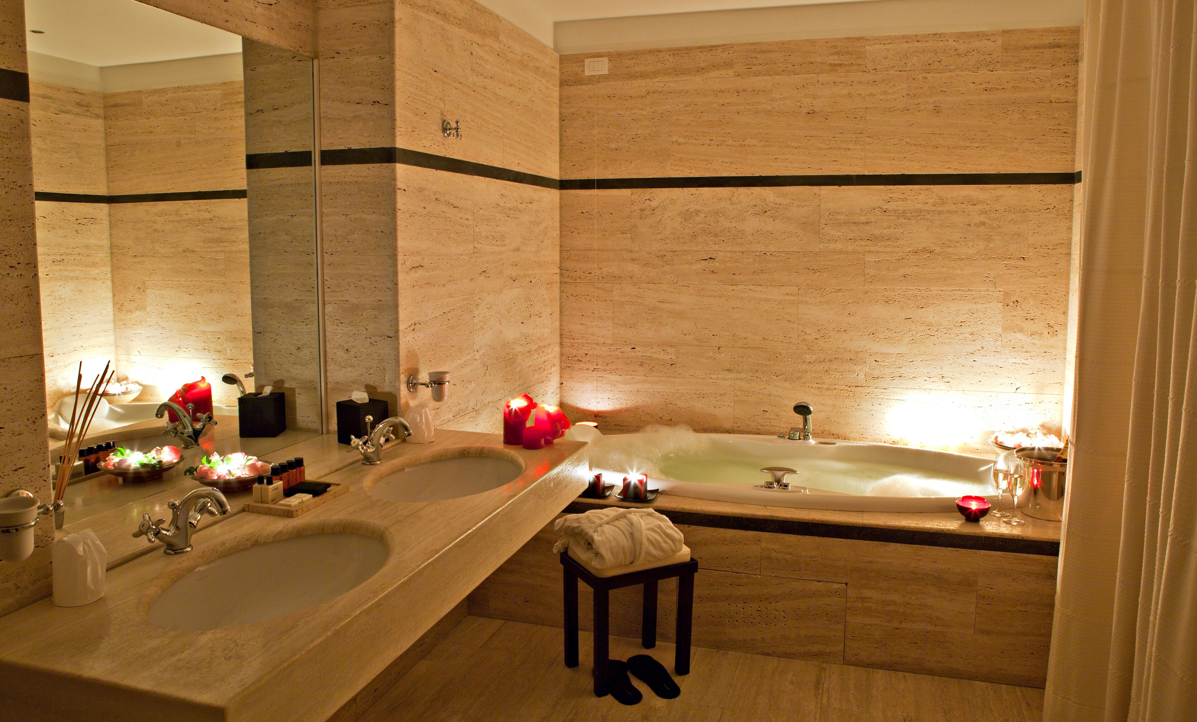 suite (antichi sogni) | bathroom | free toiletries, hair dryer, bidet, towels