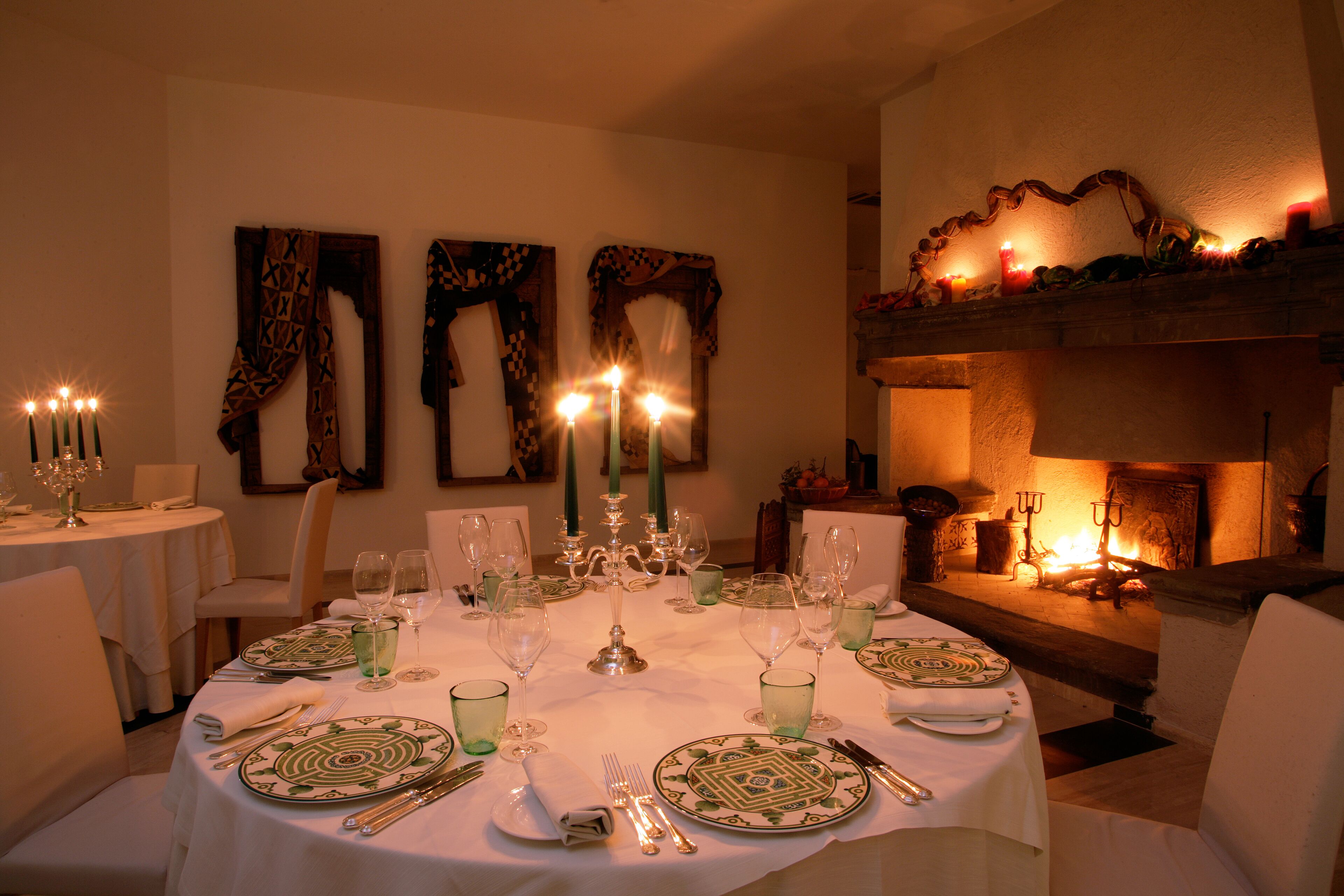 breakfast and dinner served, garden views