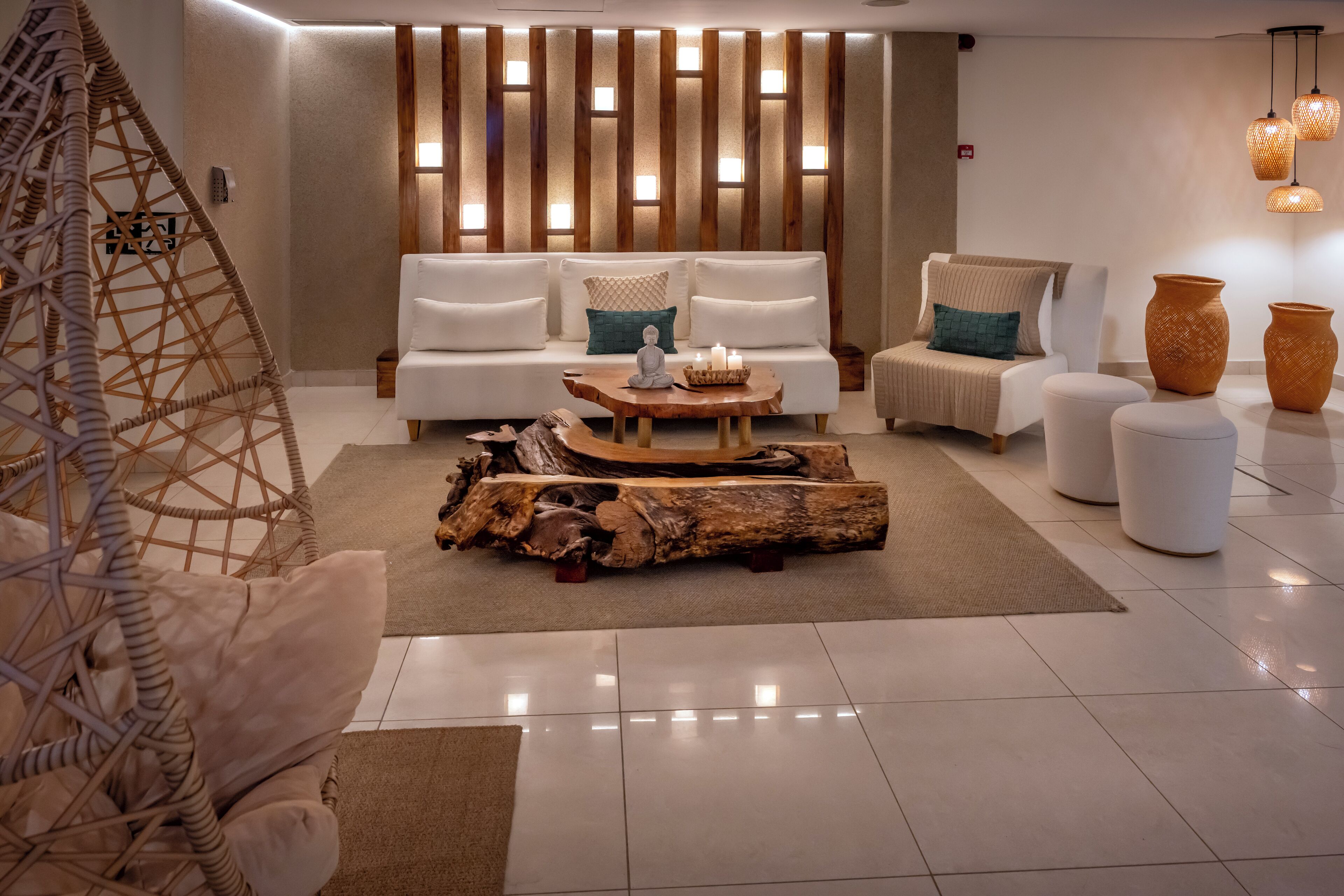 sauna, hot tub, body treatments, aromatherapy, body wraps, body scrubs