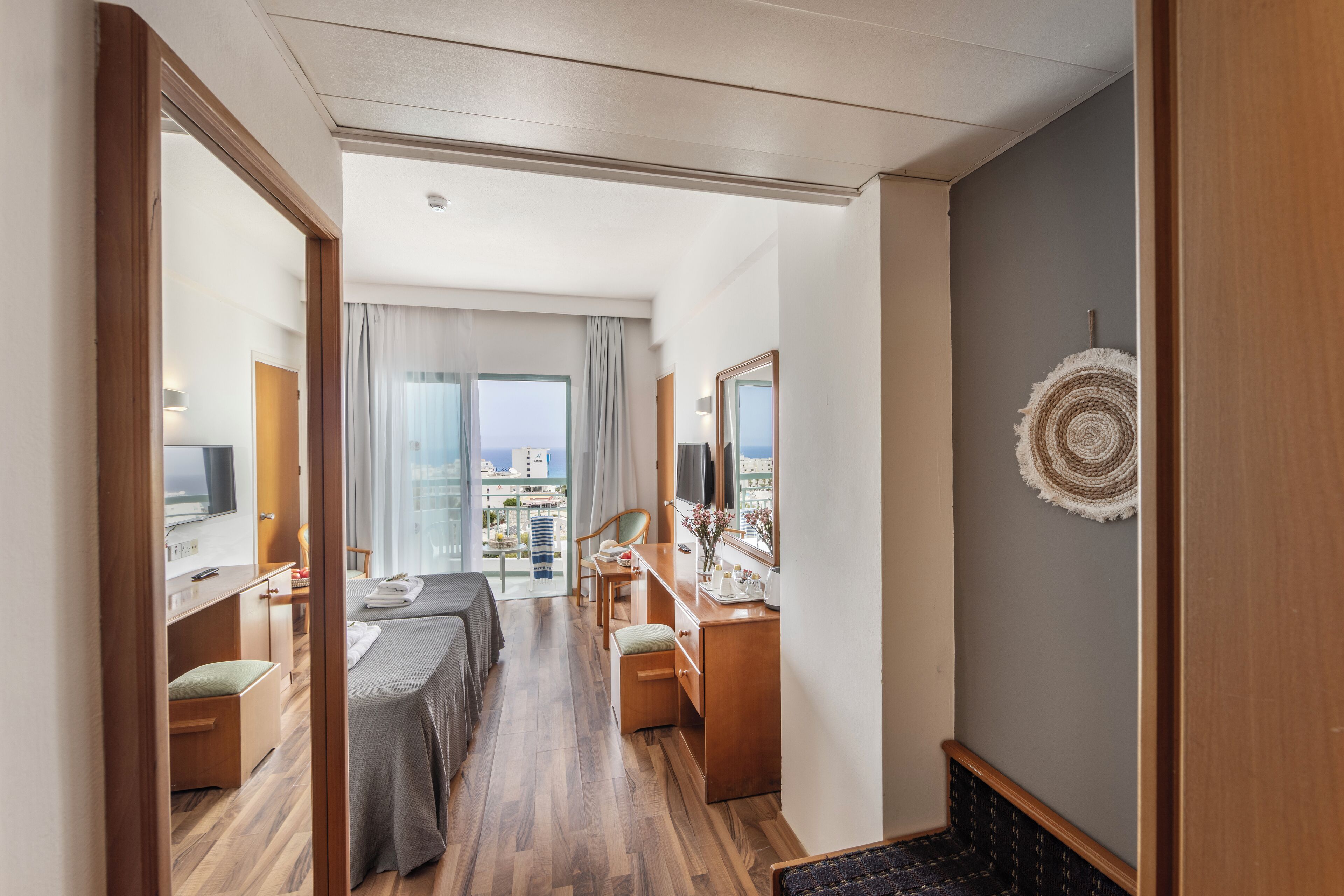 Photo - Antigoni Hotel