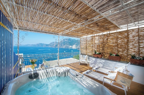Hotel Tramonto d'Oro