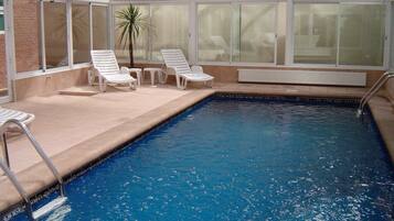 Indoor pool, pool loungers