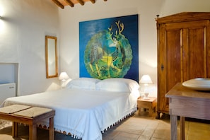 Individually decorated, individually furnished, blackout drapes - Poderi Arcangelo (San Gimignano)