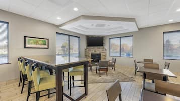 Free daily on-the-go breakfast