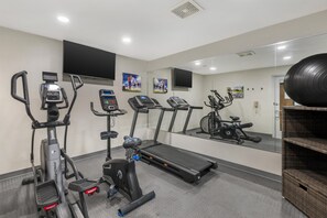 Fitness facility - Best Western Port Columbus (Columbus)
