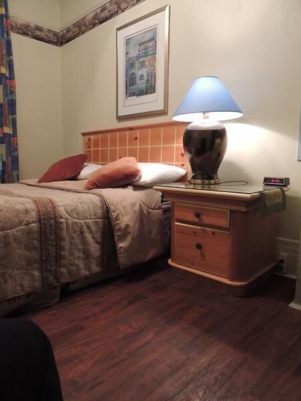 Room, 1 Double Bed, Shared Toilets, Private Shower