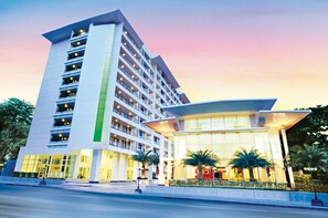 Fachada de la propiedad