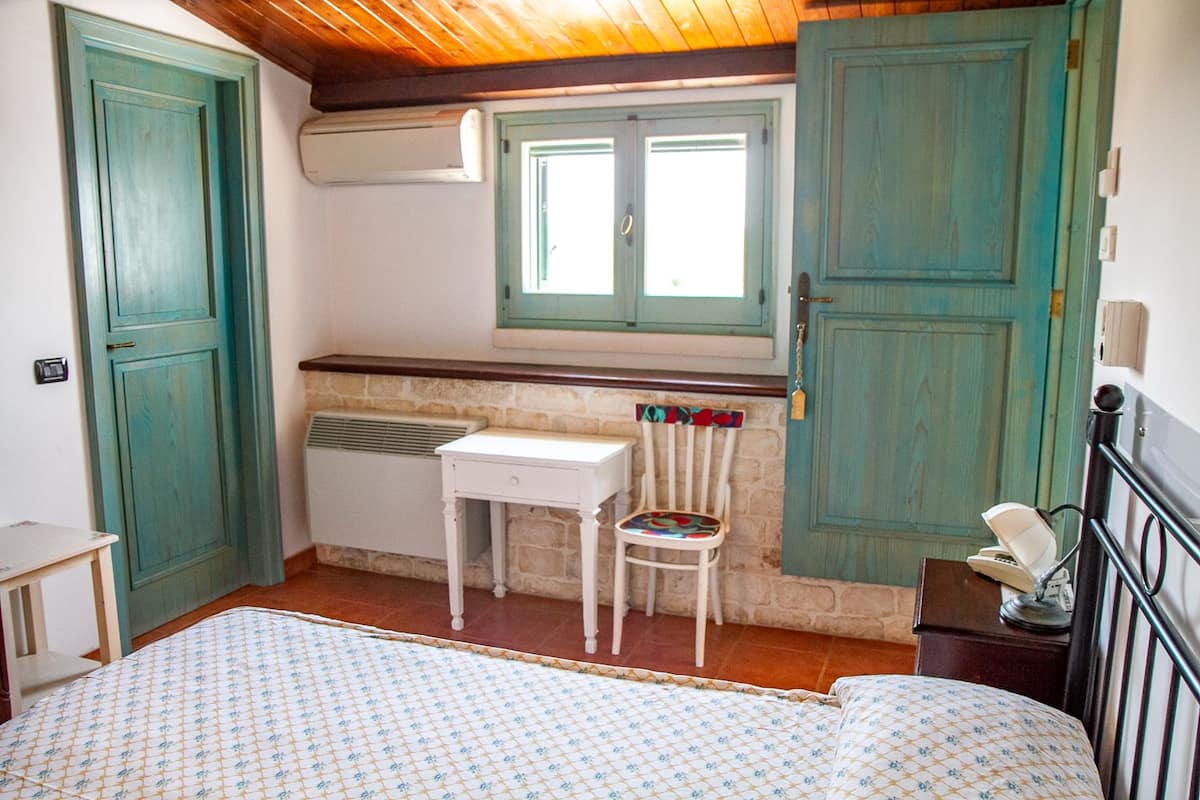 Standard Double Room, 1 Bedroom, Hill View | Premium bedding, in-room safe, desk, blackout drapes