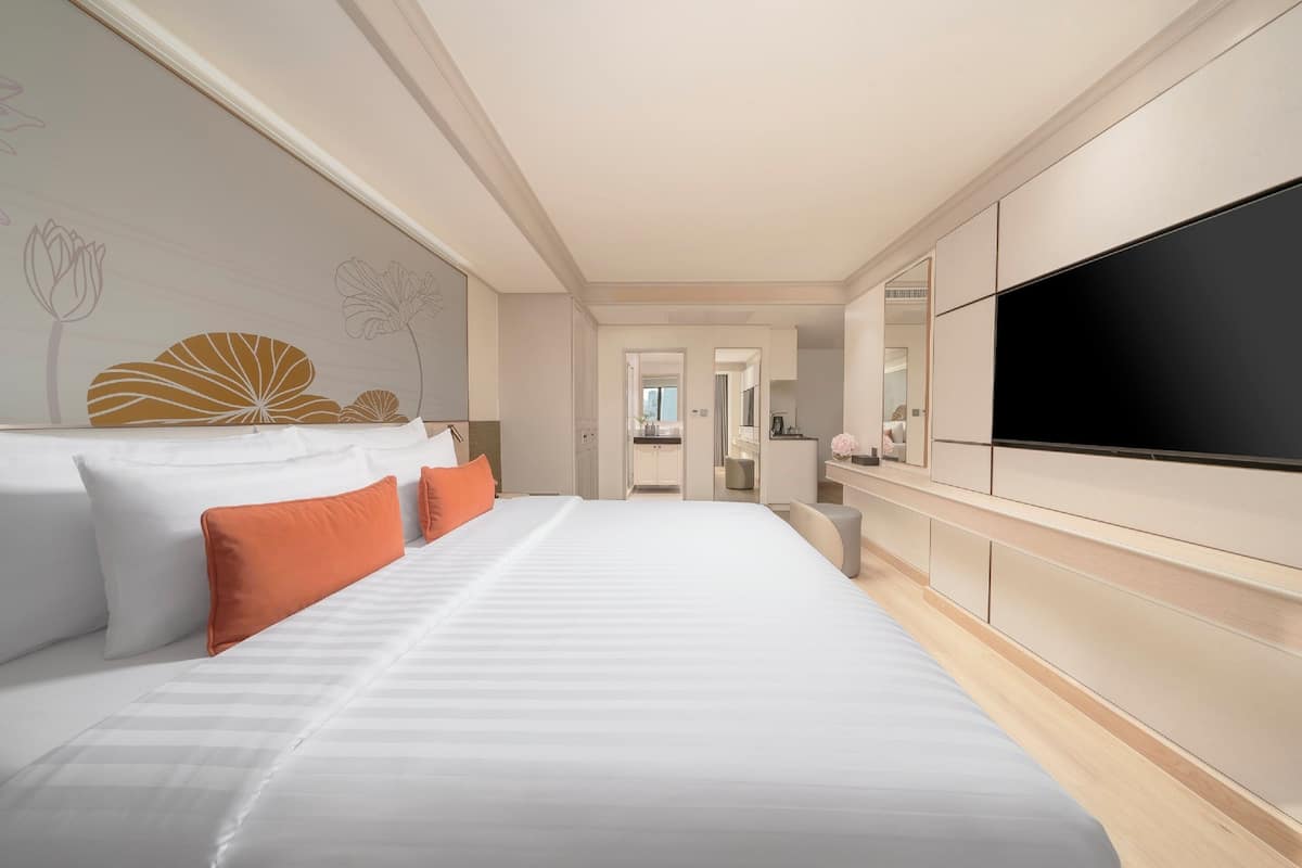 Grand Deluxe | 房內夾萬、熨斗/熨衫板、免費 Wi-Fi、床單
