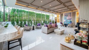 Exterior - Centre Point Sukhumvit 10 (Bangkok)