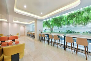 Terrace/patio - Centre Point Plus Hotel Pratunam (Bangkok)