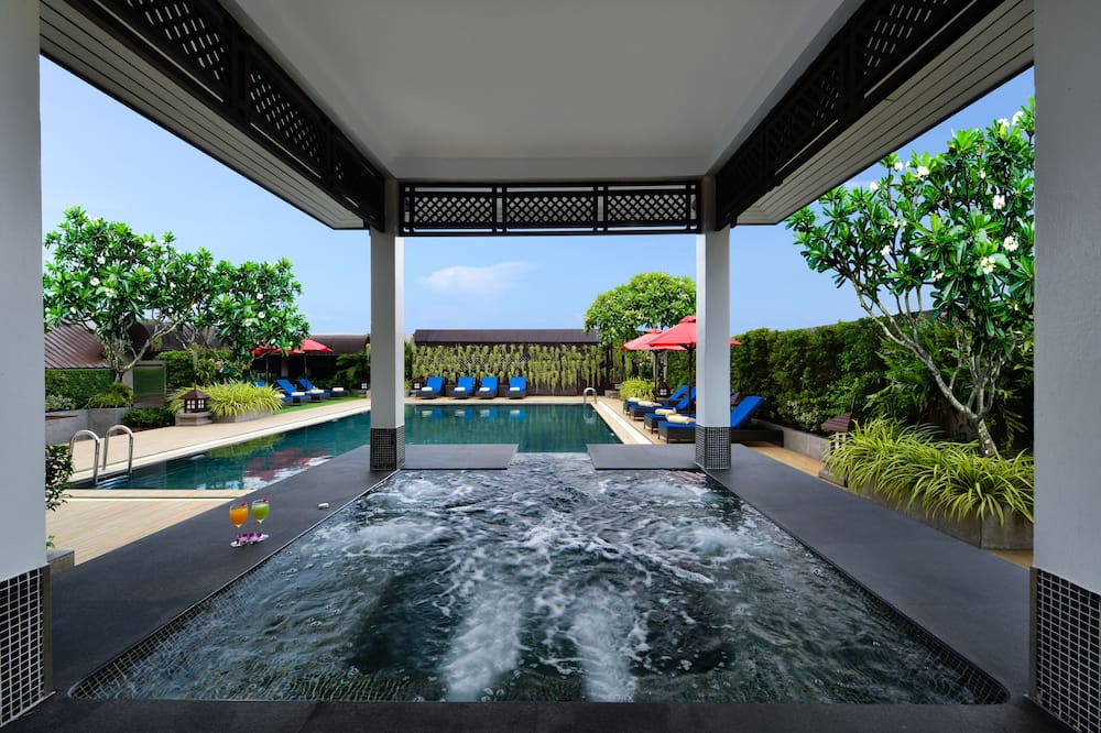 Centre Point Plus Hotel Pratunam