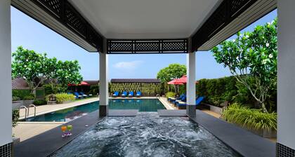 Centre Point Plus Hotel Pratunam