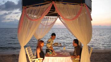 Local and international cuisine, pool views