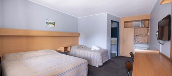 Windsor Heritage Motel