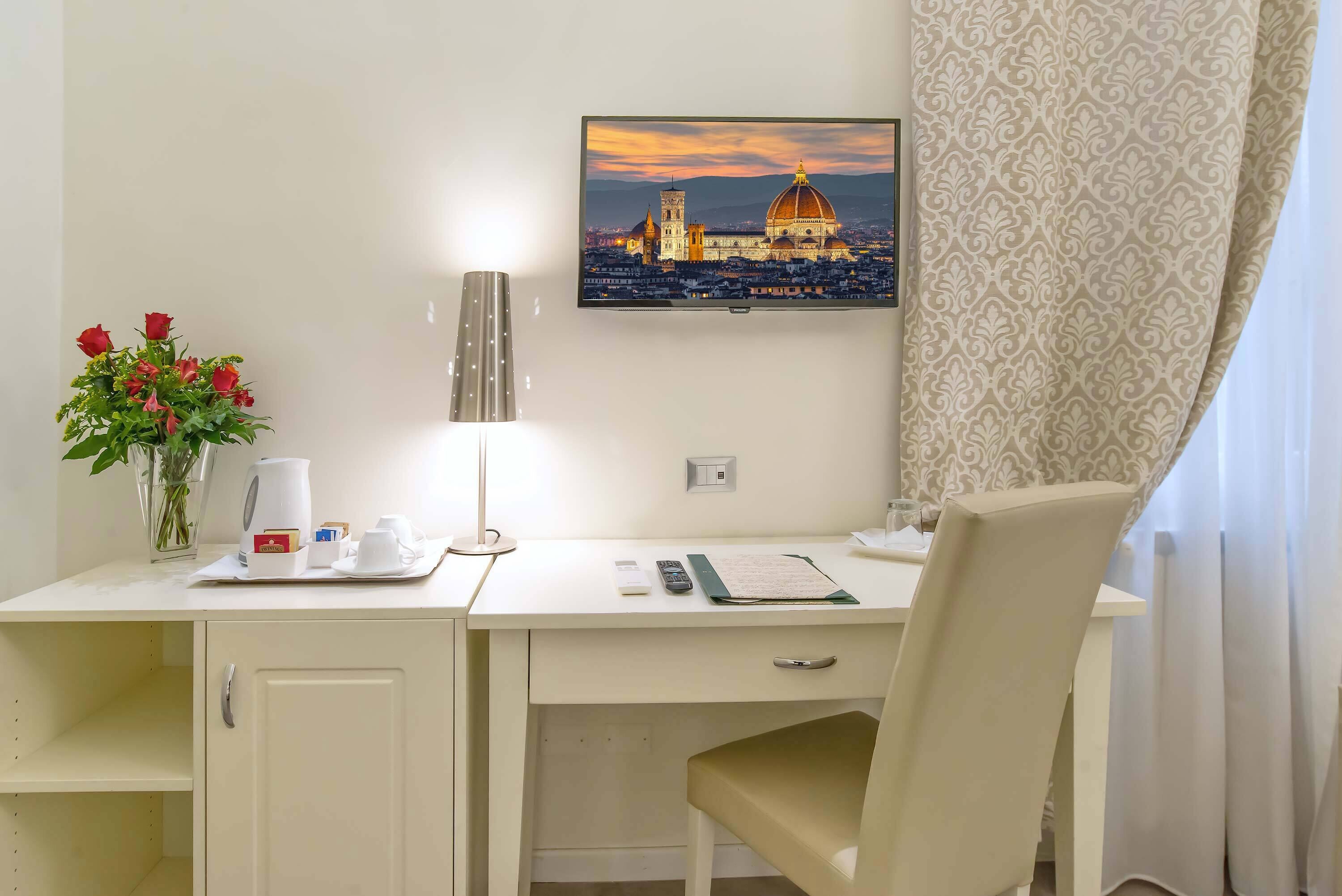 triple room | minibar, in-room safe, desk, blackout curtains