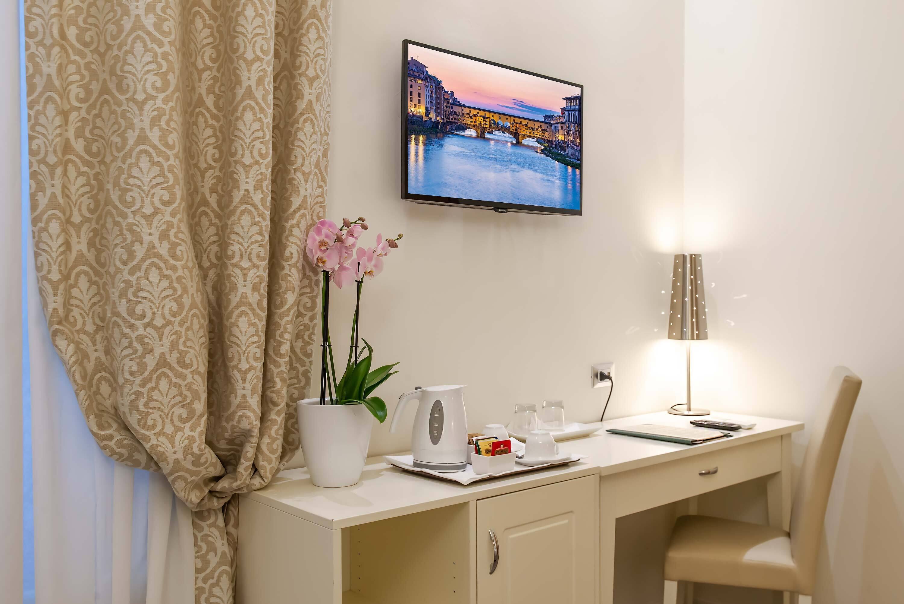 double room | minibar, in-room safe, desk, blackout curtains