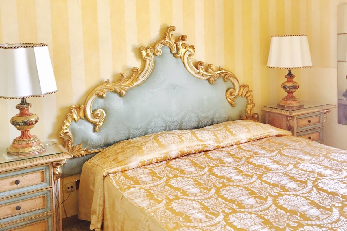 Classic Double Room | In-room safe, desk, blackout drapes, cribs (surcharge)