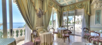 Villa Riis
