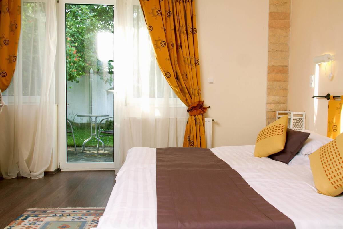 superior double room | in-room safe, desk, blackout curtains, free wifi