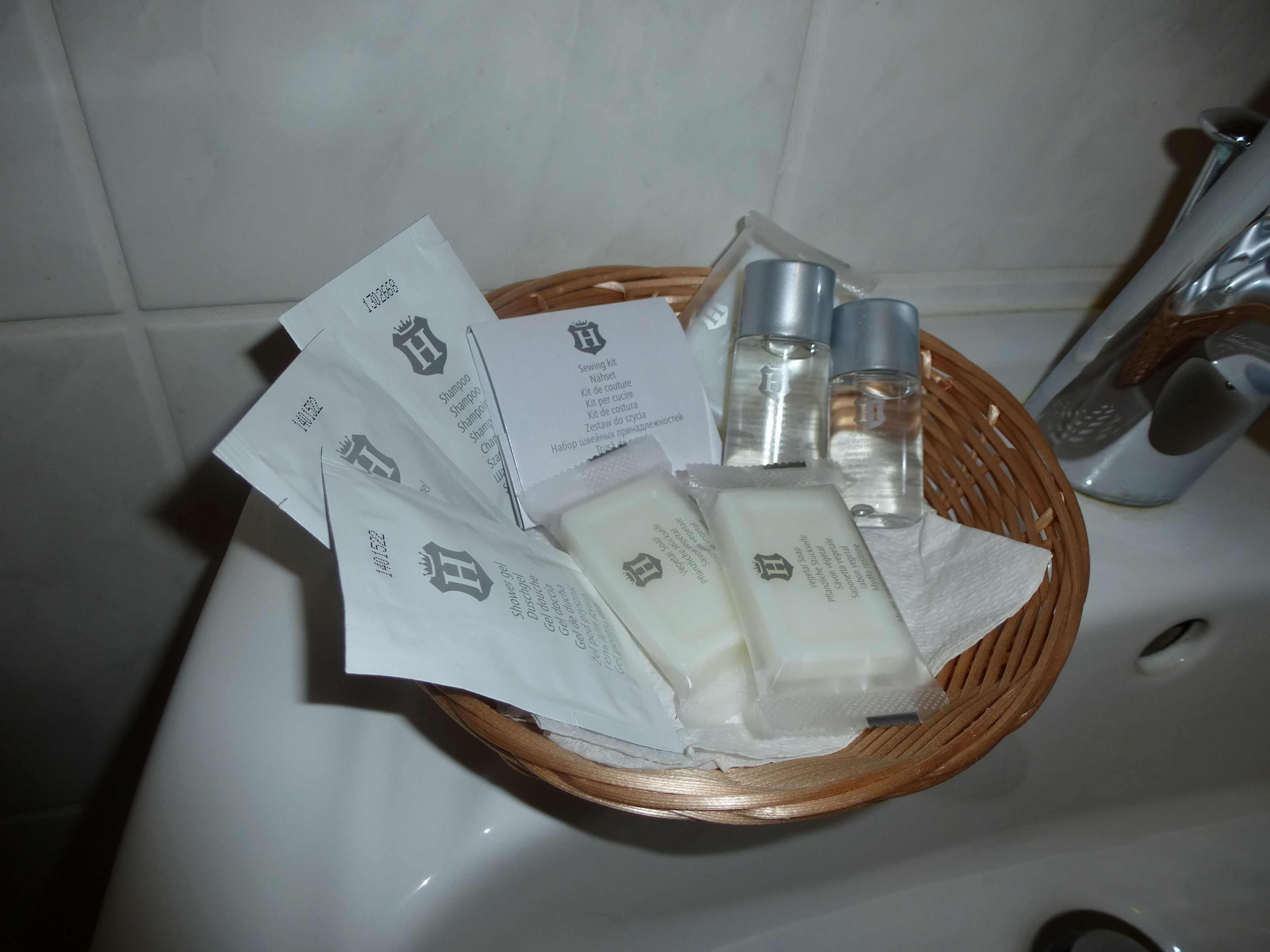 superior double room | room amenity