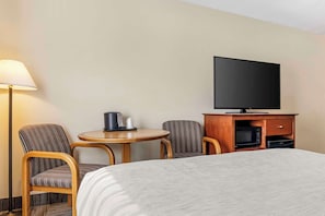 Standard Room, 2 Queen Beds, Non Smoking