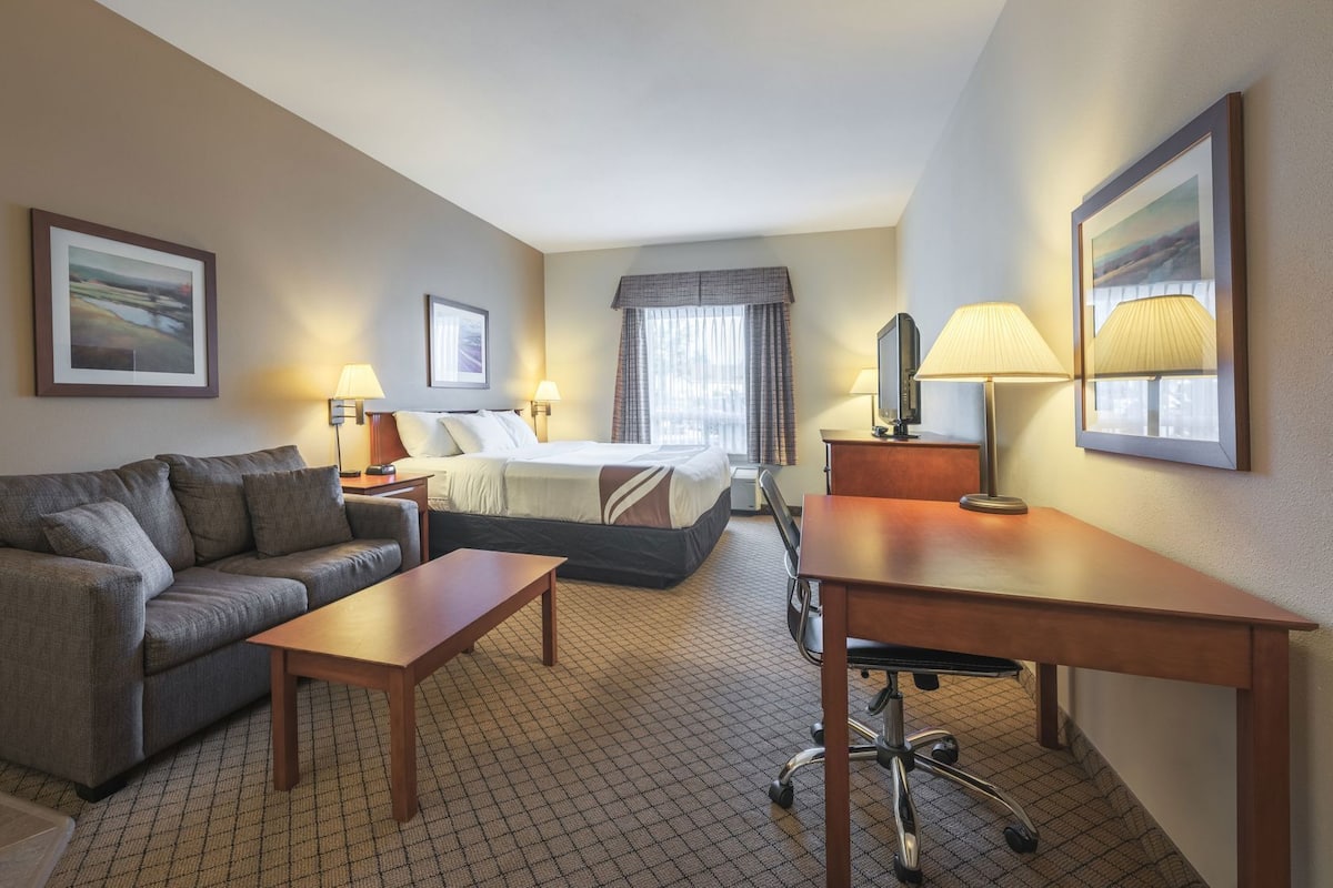 Pillowtop beds, blackout drapes, iron/ironing board