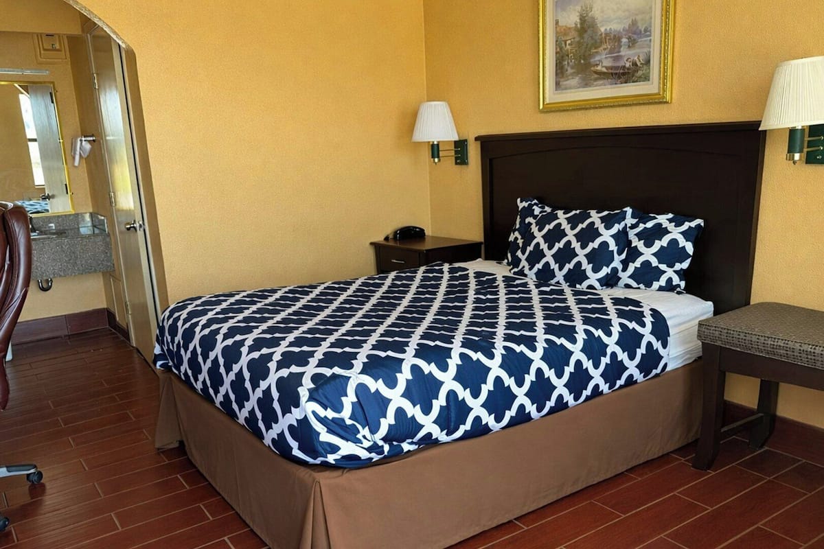 Premium bedding, down comforters, desk, iron/ironing board