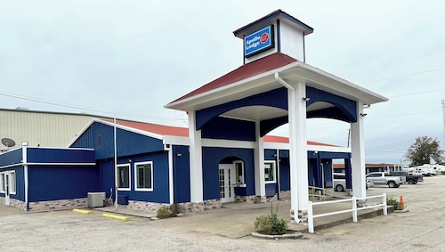  Apollo Lodge and RV Park