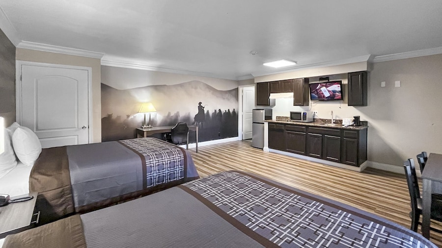 Rodeo Lodge