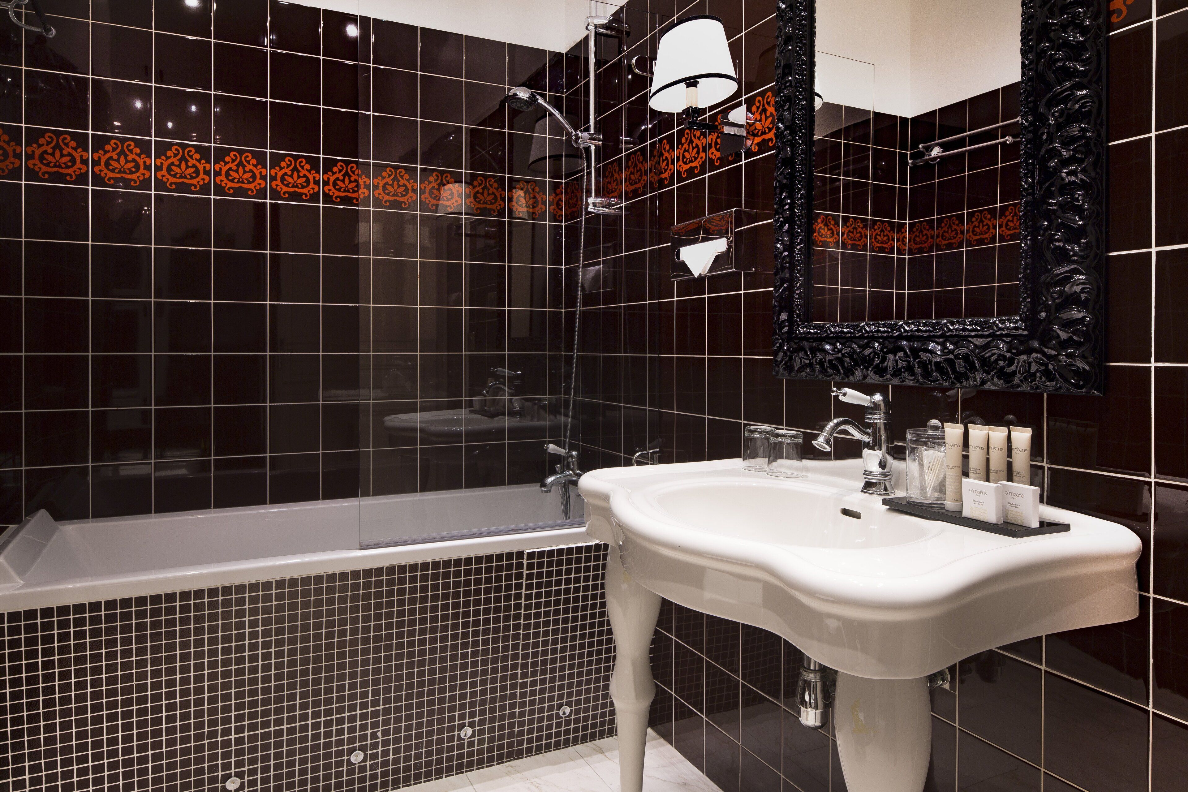 superior room double or twin  | bathroom | free toiletries, hair dryer, towels