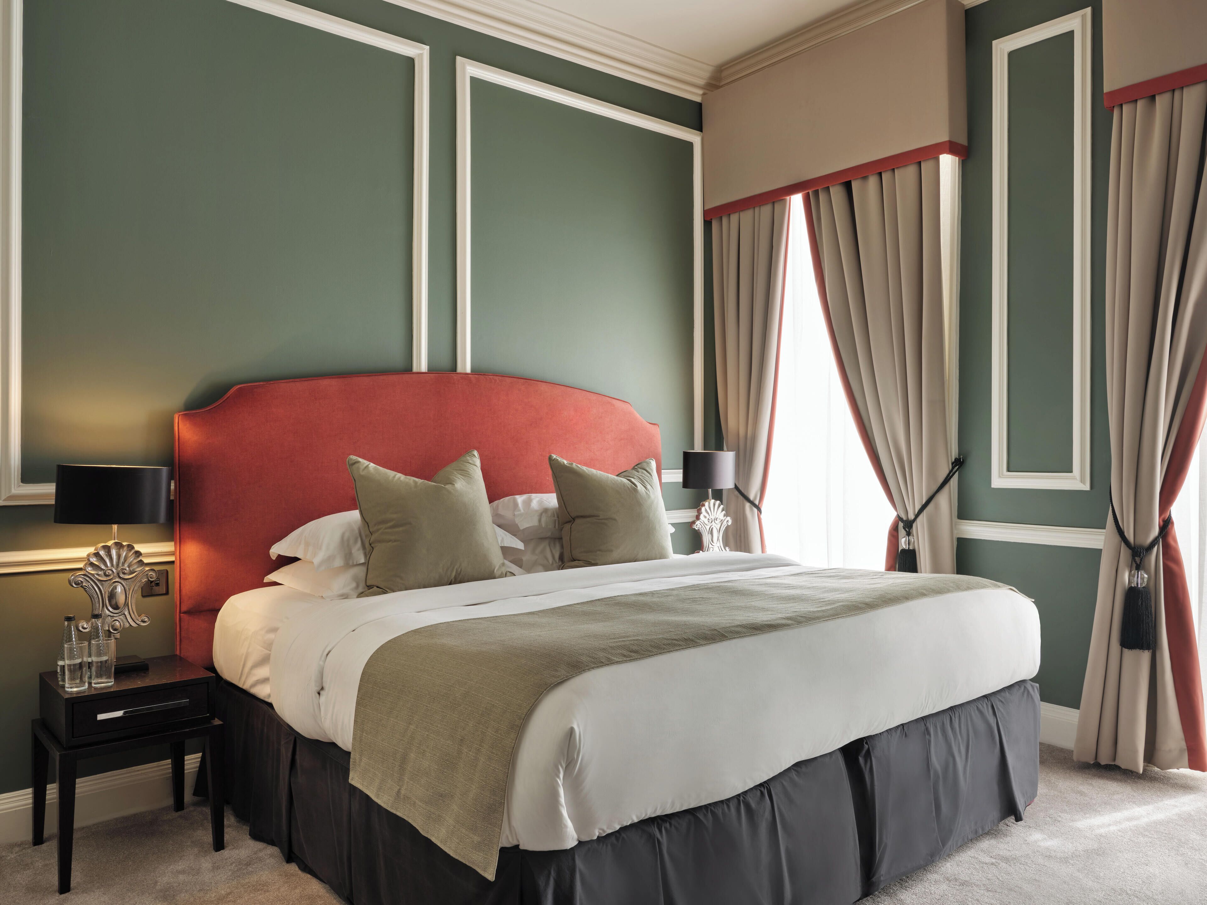 luxury double or twin room | premium bedding, down duvets, pillow-top beds, in-room safe