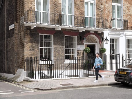 Montagu Place Hotel - view 3